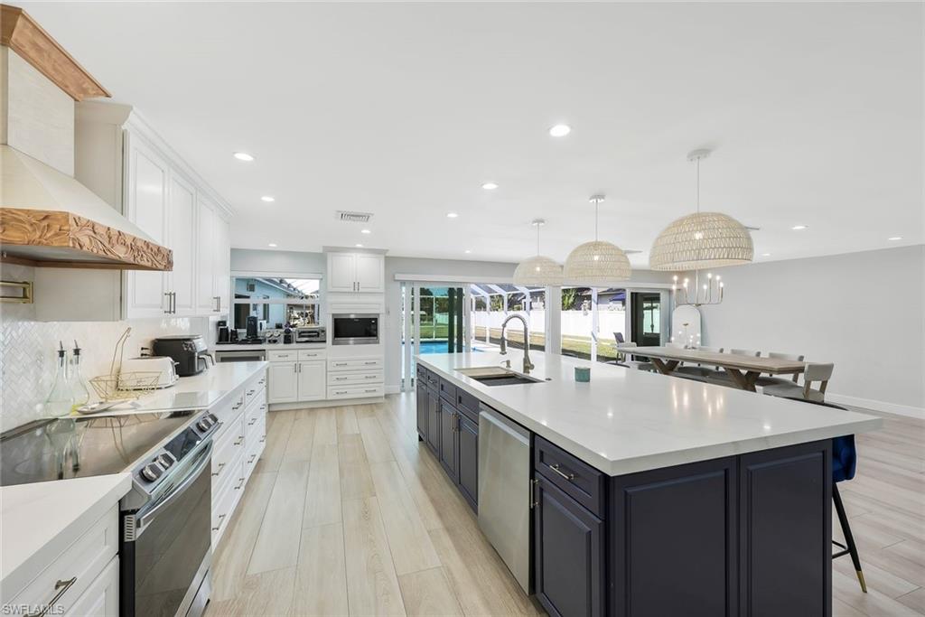 ESTERO RIVER HEIGHTS - Residential