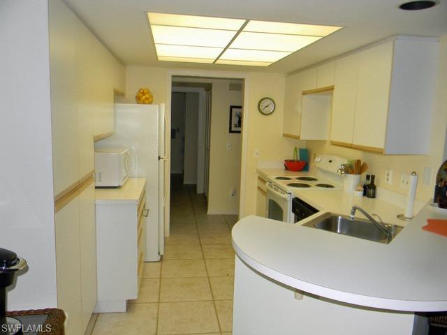 EAGLE CREEK COUNTRY CLUB - Residential