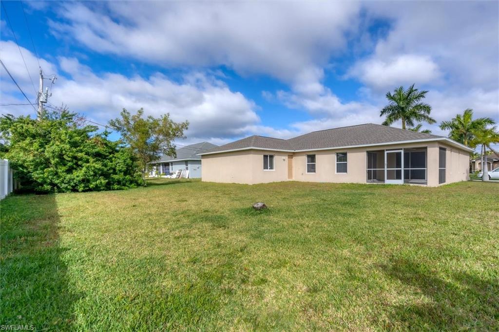 CAPE CORAL - Residential