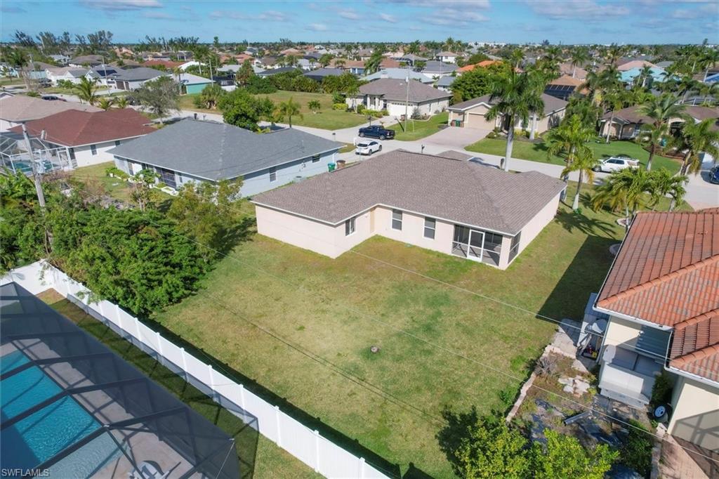 CAPE CORAL - Residential