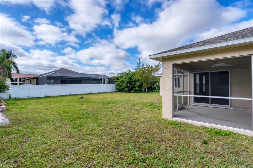 CAPE CORAL - Residential