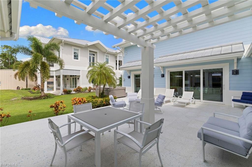 ACREAGE HEADER - Residential Lease