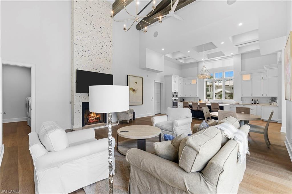 ACREAGE HEADER - Residential Lease