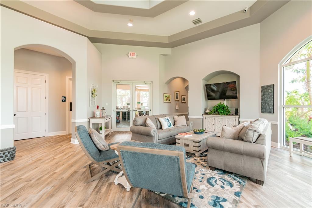 WINDWARD BAY - Residential