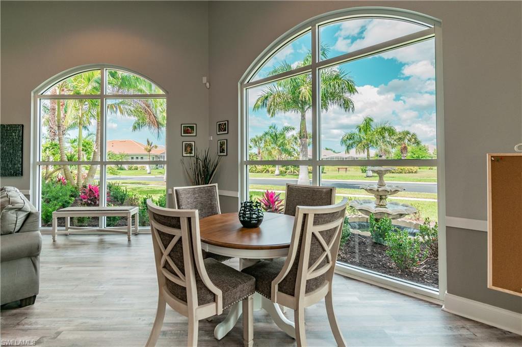 WINDWARD BAY - Residential