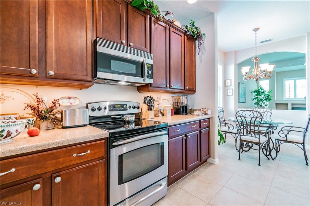 WINDWARD BAY - Residential