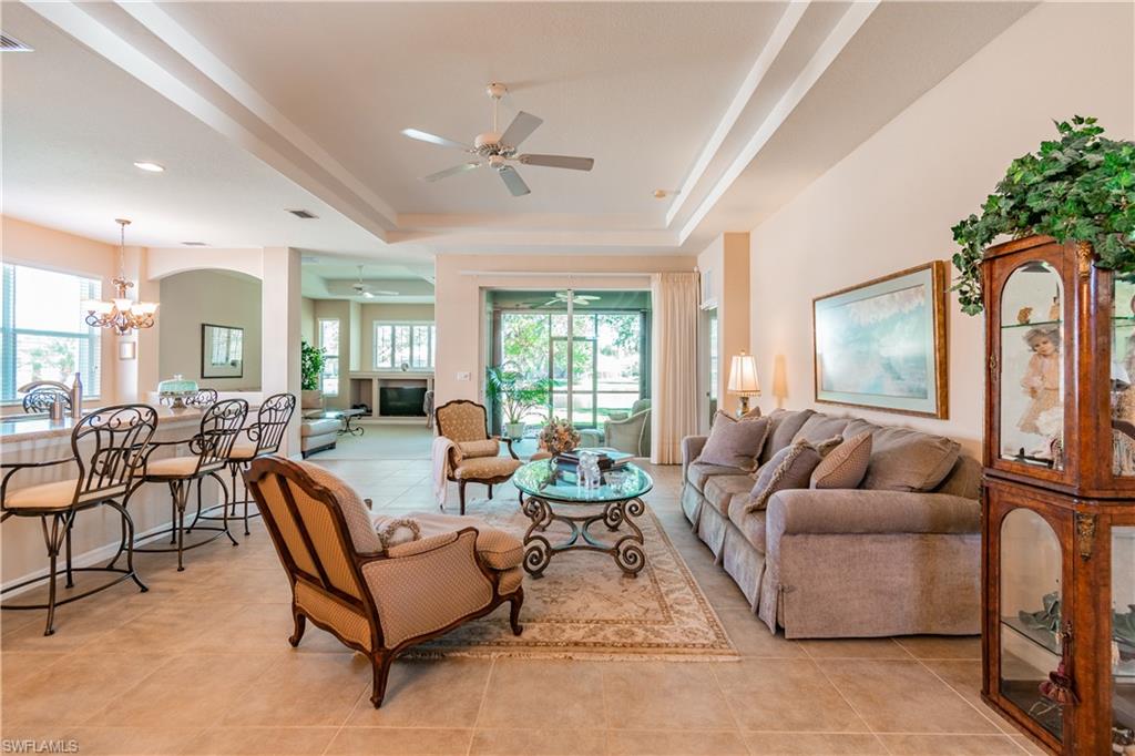 WINDWARD BAY - Residential