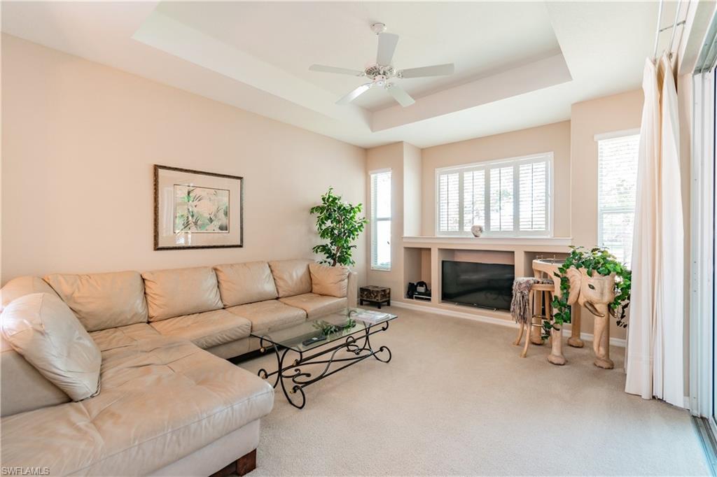 WINDWARD BAY - Residential