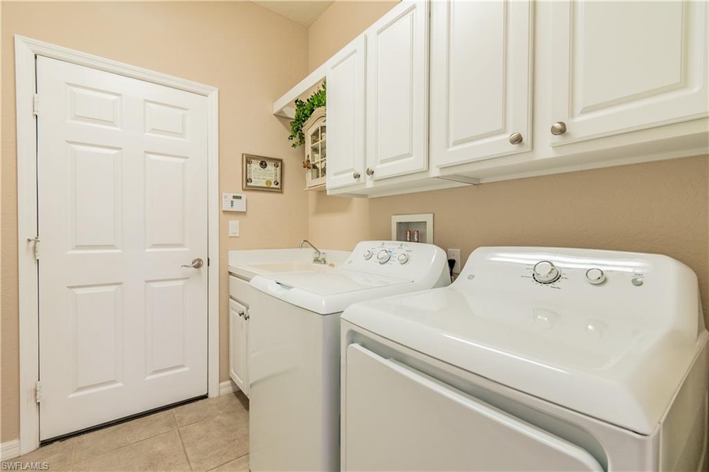 WINDWARD BAY - Residential