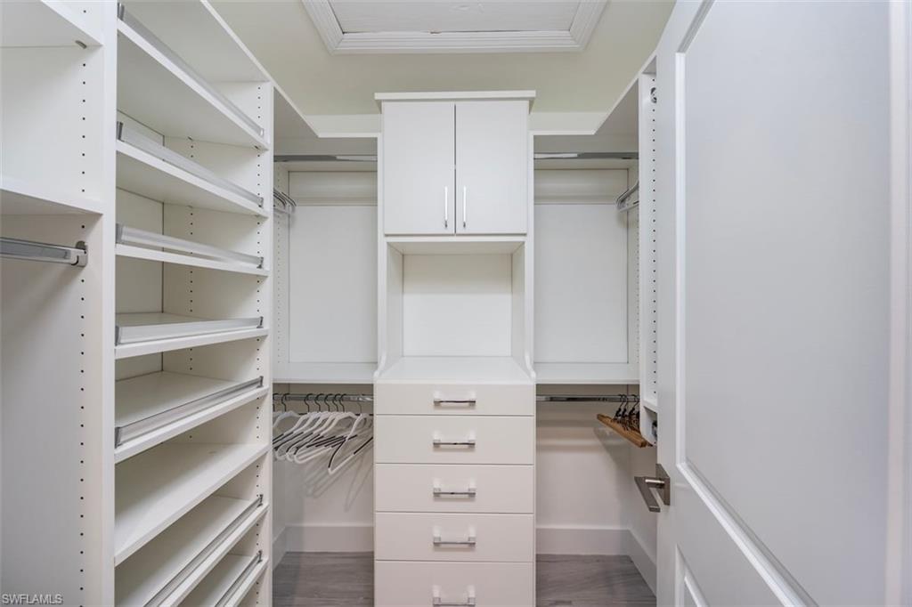 VILLAS OF PARK SHORE - Residential