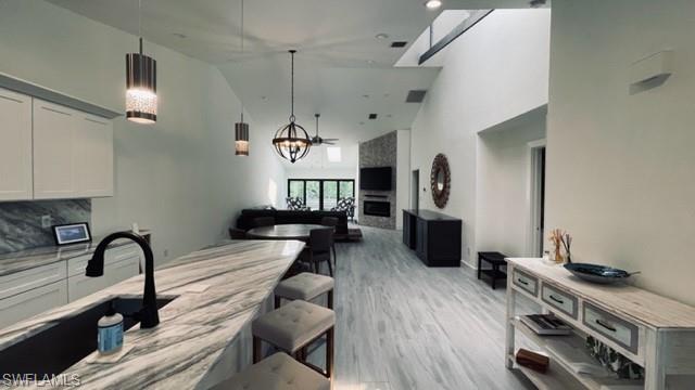 VILLAS OF PARK SHORE - Residential