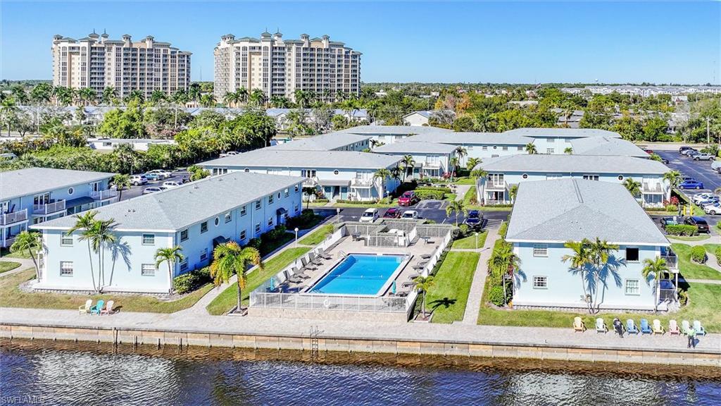 PALMS AT WATERS EDGE - Residential