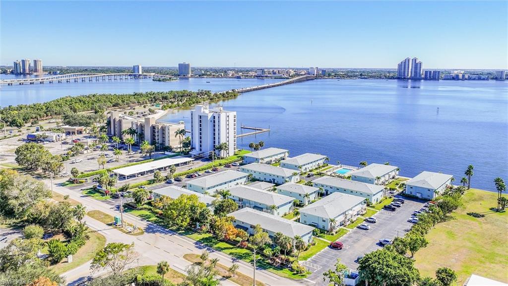 PALMS AT WATERS EDGE - Residential