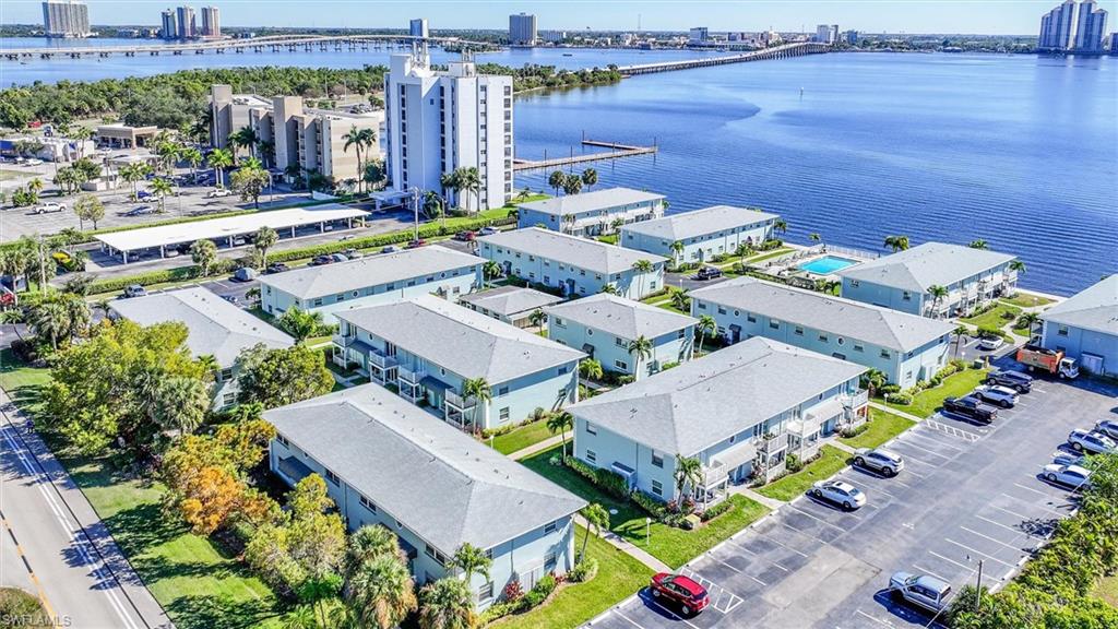 PALMS AT WATERS EDGE - Residential