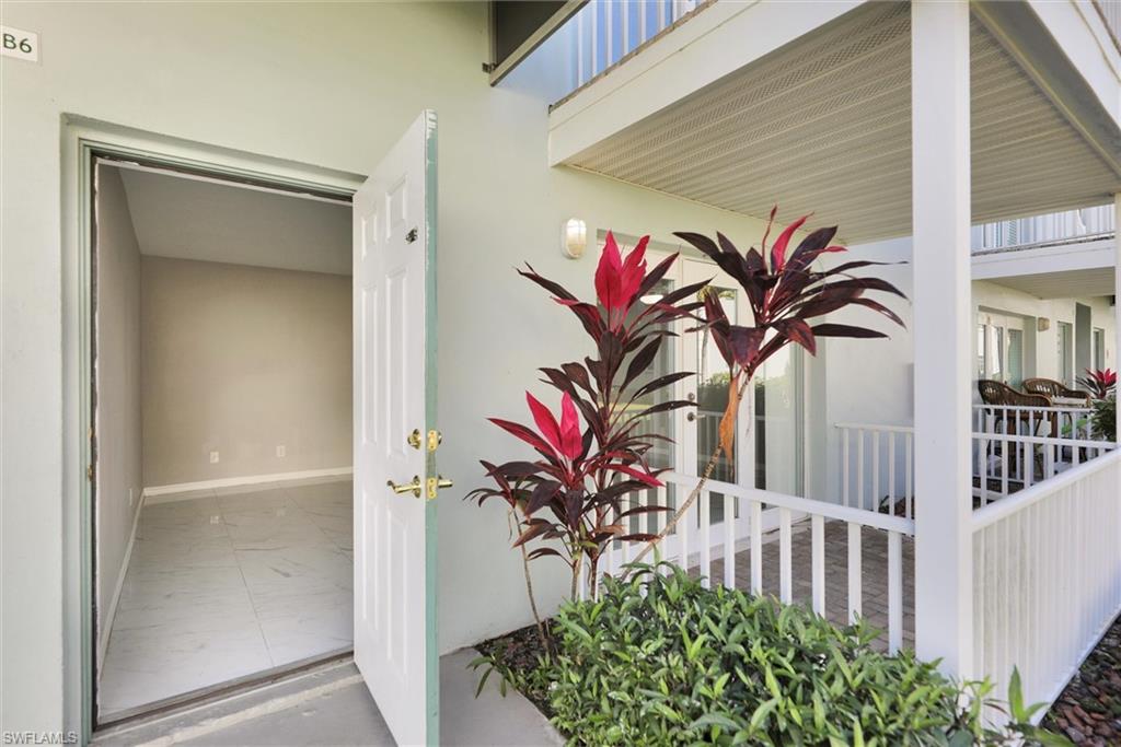 PALMS AT WATERS EDGE - Residential