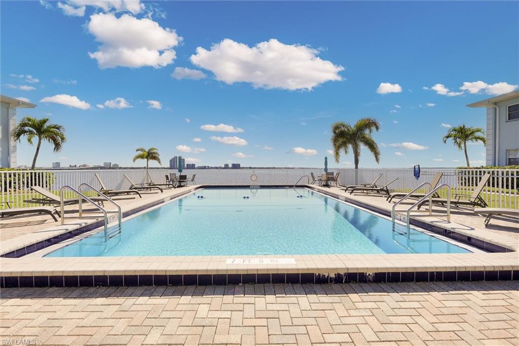 PALMS AT WATERS EDGE - Residential