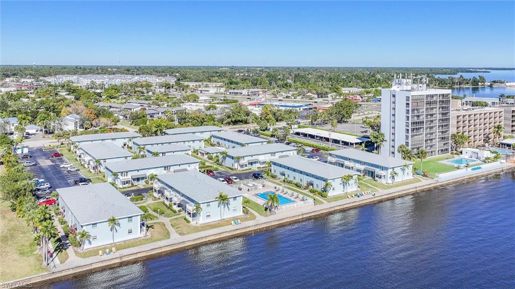 PALMS AT WATERS EDGE - Residential