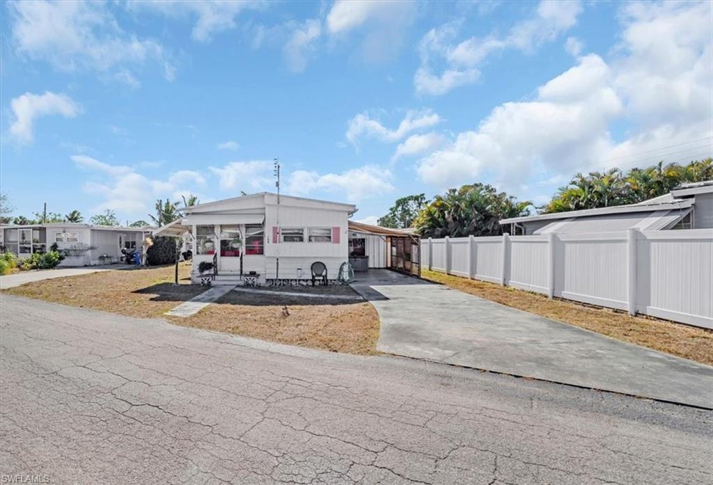 NORTH FORT MYERS - Residential