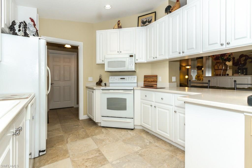 VILLAGE WALK OF BONITA SPRINGS - Residential