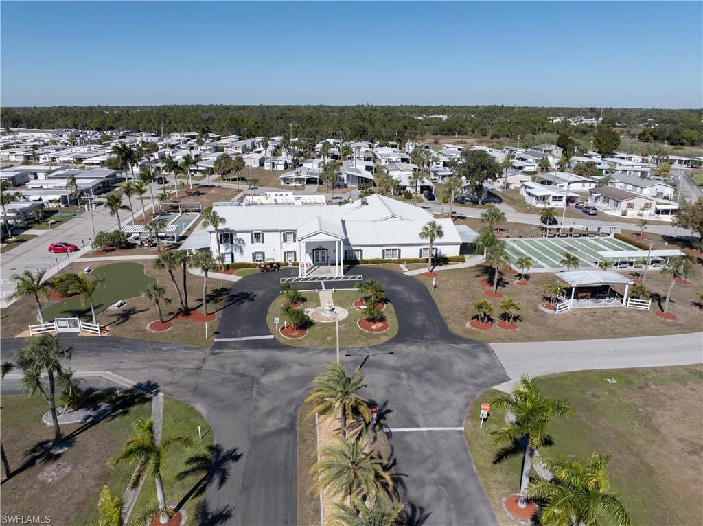 CARRIAGE VILLAGE - Residential