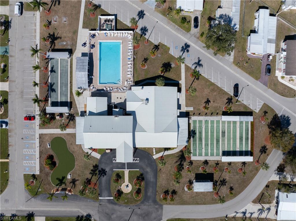 CARRIAGE VILLAGE - Residential