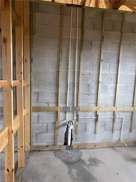 BANYAN VILLAGE - Residential