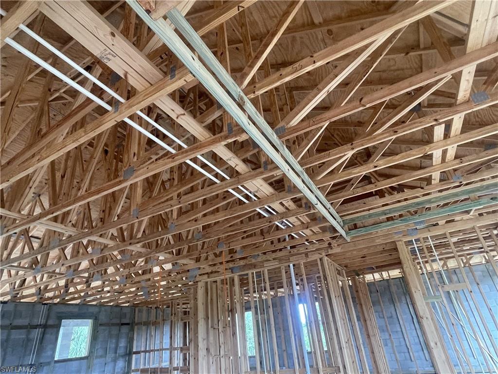 BANYAN VILLAGE - Residential