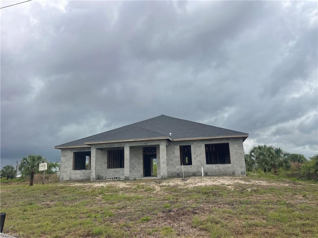 BANYAN VILLAGE - Residential