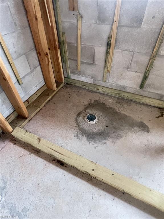 BANYAN VILLAGE - Residential