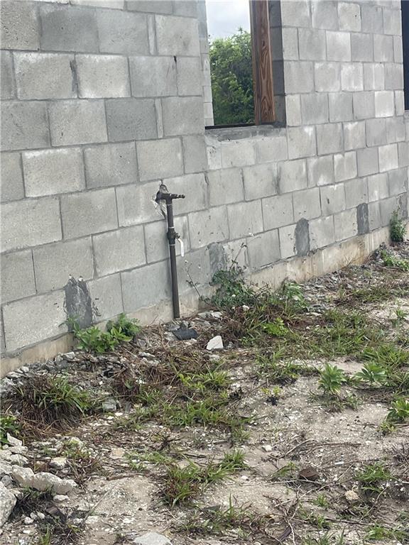 BANYAN VILLAGE - Residential