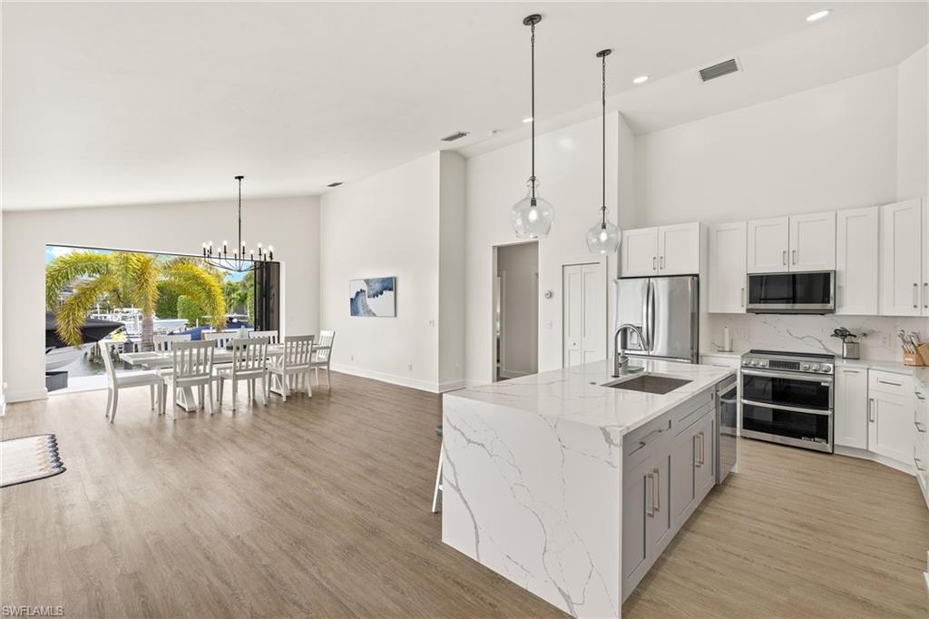 MARCO ISLAND - Residential