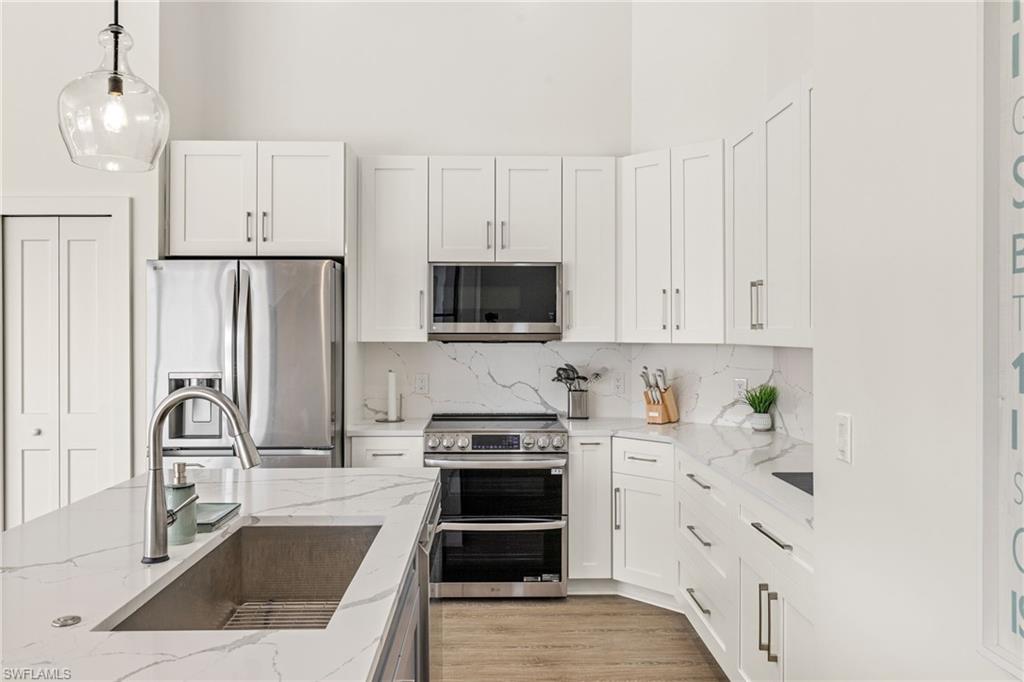 MARCO ISLAND - Residential