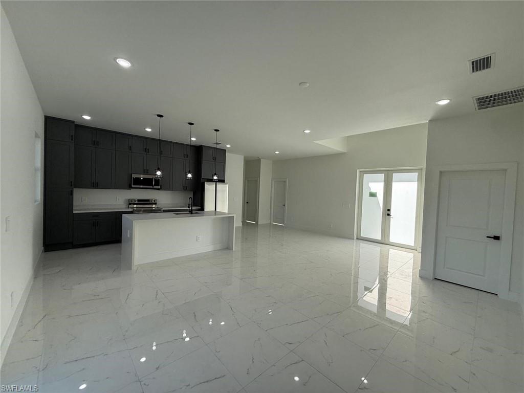 SOUTHEAST LEHIGH - Residential Lease