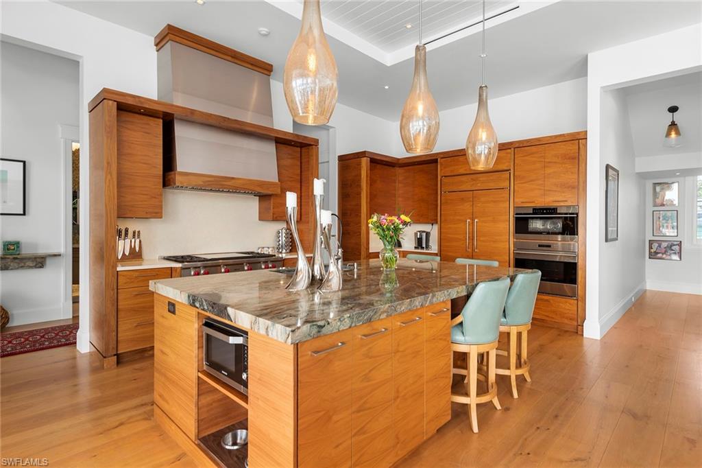 MARCO ISLAND - Residential