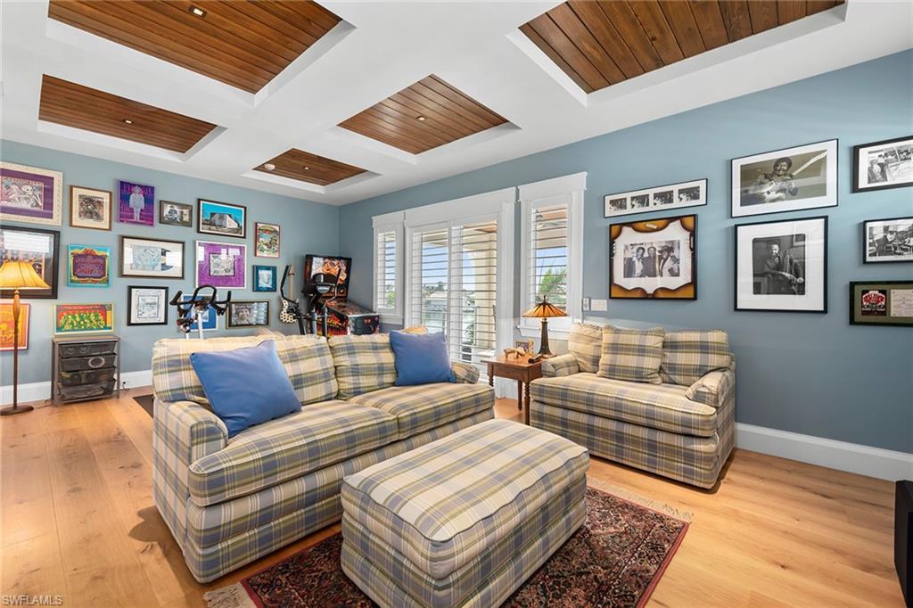 MARCO ISLAND - Residential