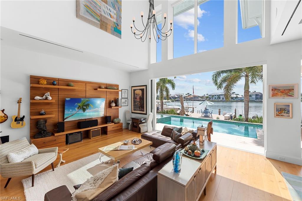 MARCO ISLAND - Residential