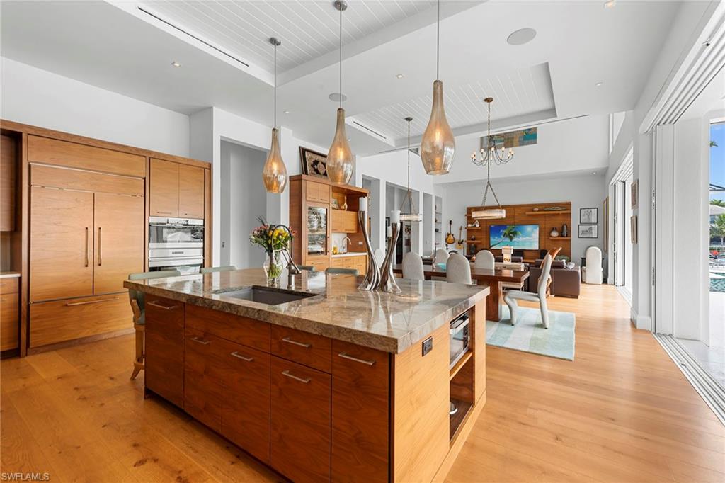 MARCO ISLAND - Residential