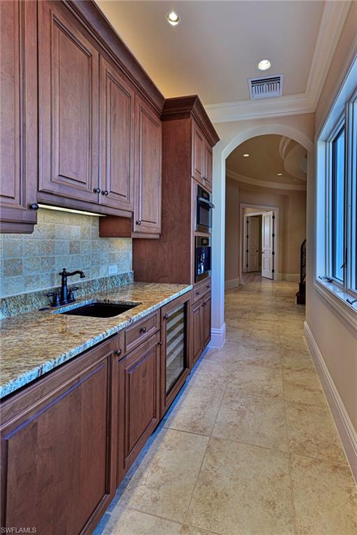 BAREFOOT BEACH - Residential