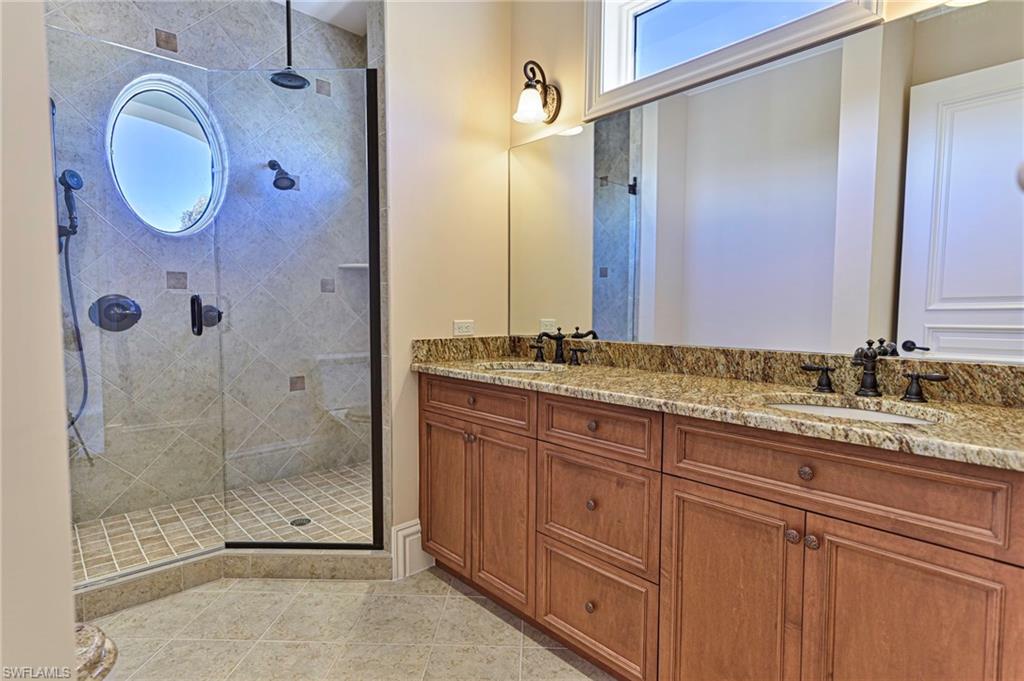 BAREFOOT BEACH - Residential