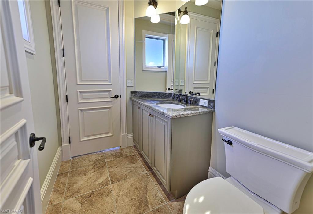 BAREFOOT BEACH - Residential