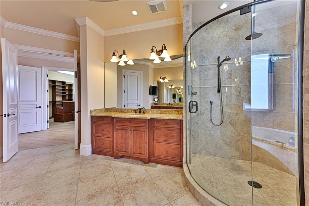 BAREFOOT BEACH - Residential