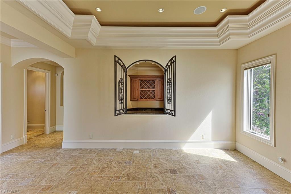 BAREFOOT BEACH - Residential