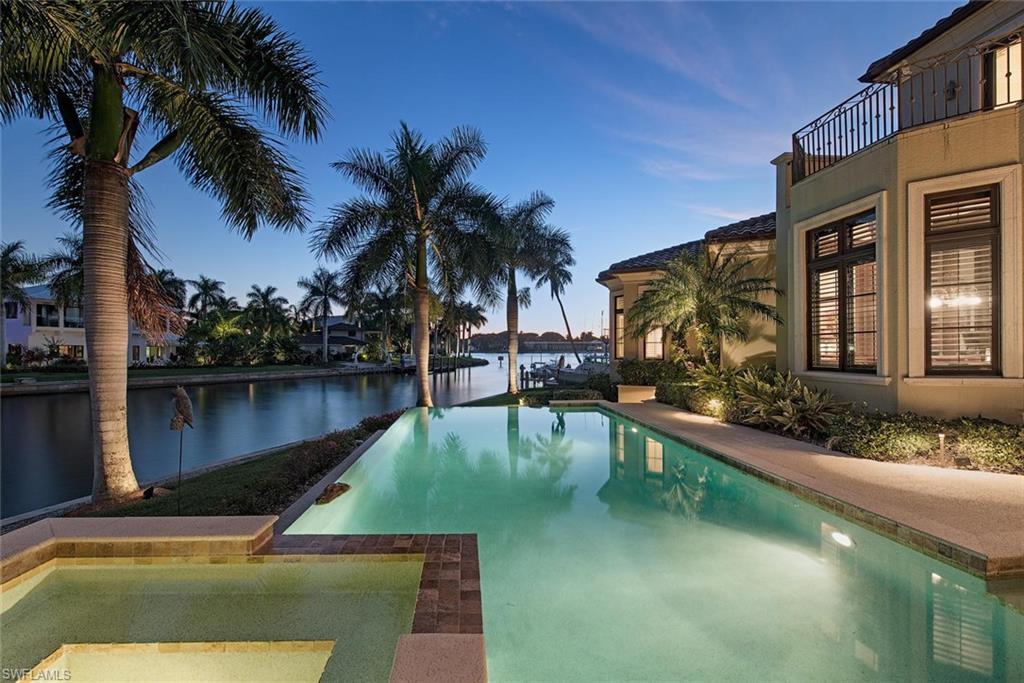 ROYAL HARBOR - Residential