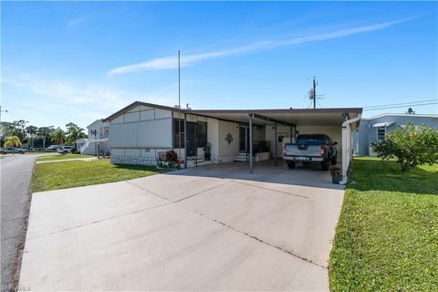 A home in ESTERO