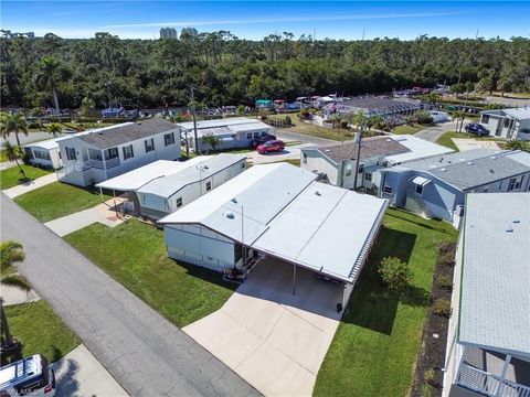 A home in ESTERO