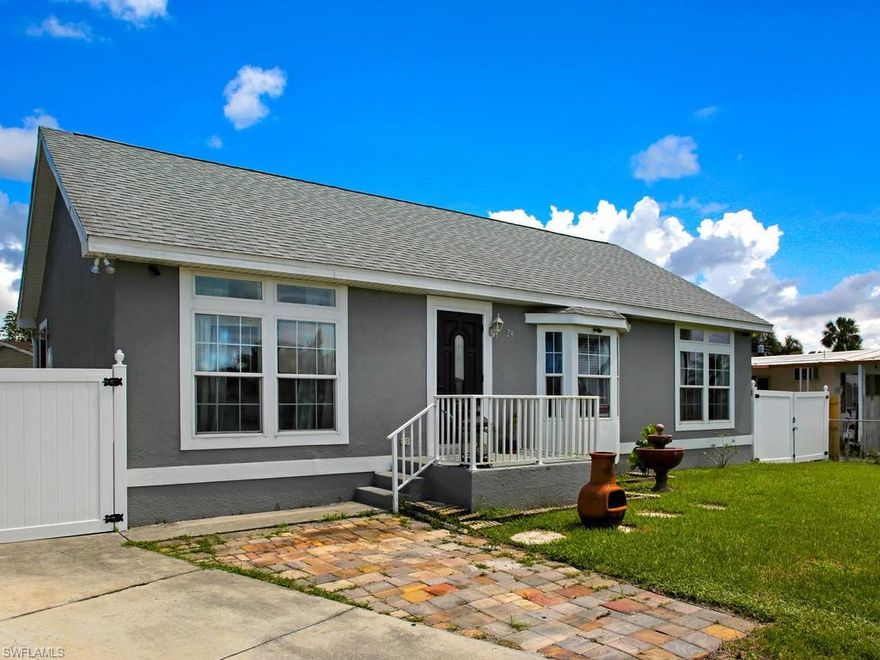 Come see this home in Henderson Creek Park! A few things you MUST know about the community: it’s not a 55+ community; you own your lot; no mandatory HOA fees or deed restrictions; and for a small yearly fee, you can get access to a beautiful club house, pool, spa, dinners, social events, shuffleboard, boating and boat ramp. This single-family home is move in ready. It offers three bedrooms, two bathrooms, laminate flooring throughout, granite counter tops, stainless steel appliances, and more. This is a fantastic location surrounded by beautiful new home communities. Only minutes from shopping, several great restaurants, and Eagle Lakes community park and aquatic center. Great potential for an investor to rent it out seasonally or annually.