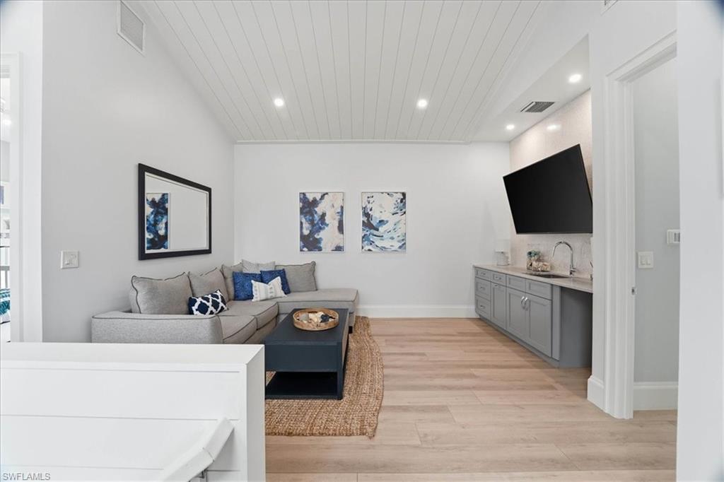 NORTHGATE VILLAGE - Residential