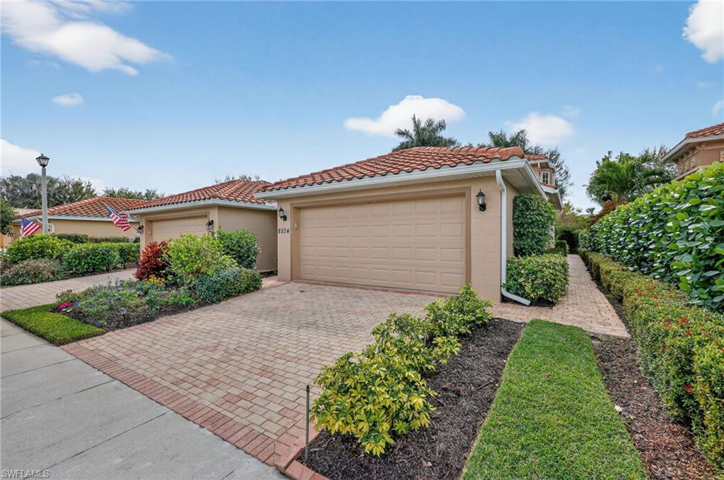 8534 Chase Preserve DR