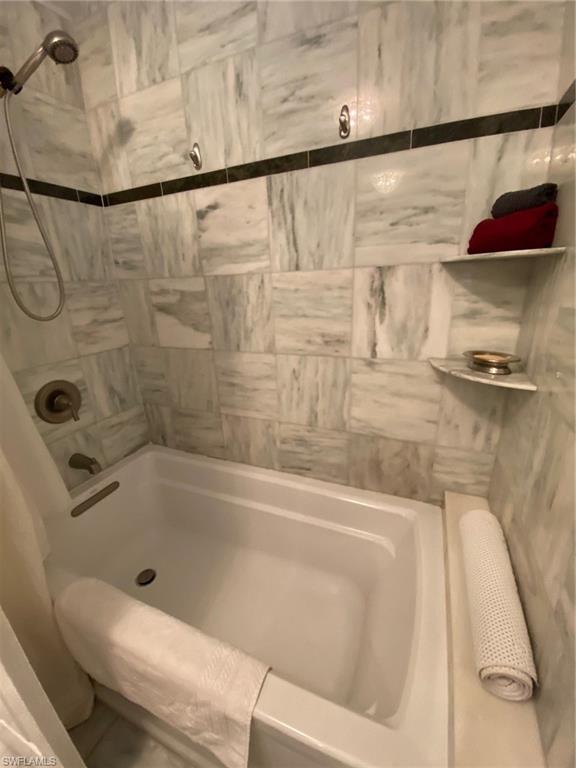 OAKES ESTATES - Residential