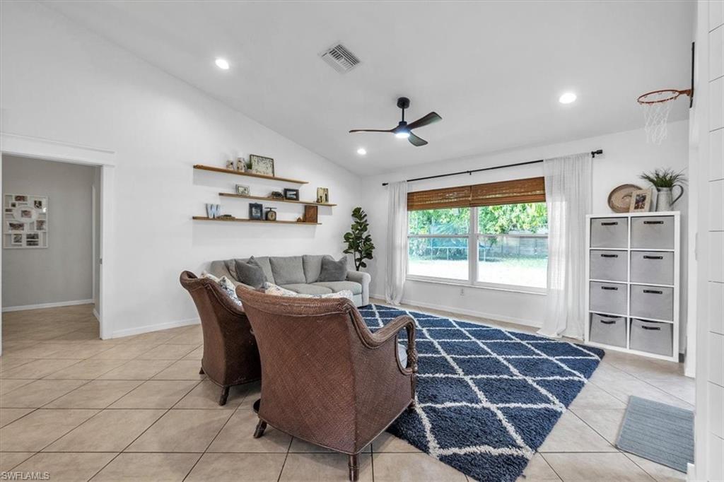 BERKSHIRE LAKES - Residential